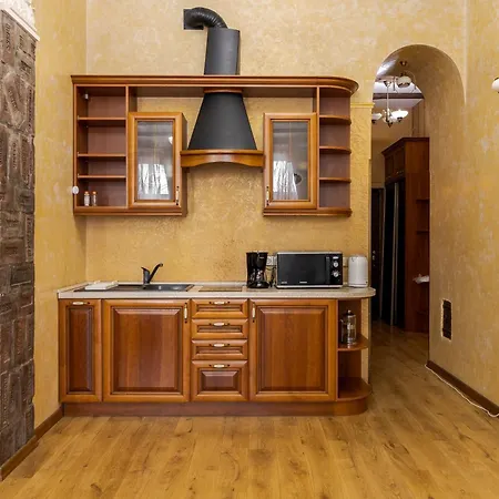 Apartman на площі ринок, 20 *