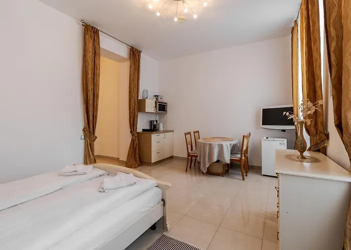 на площі ринок, 20 Lwów