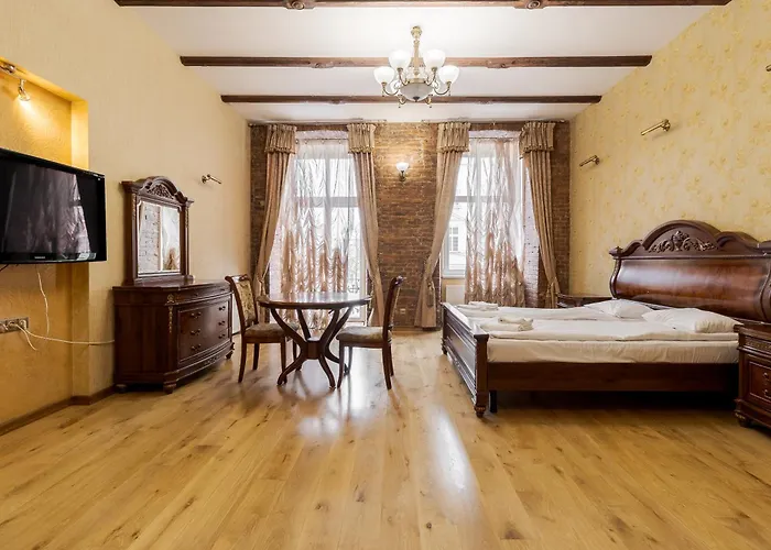 Apartamento на площі ринок, 20