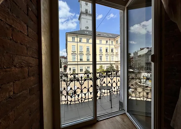 на площі ринок, 20 利沃夫