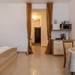 на площі ринок, 20 * Lwów