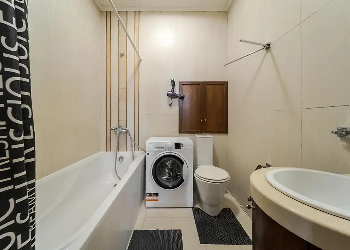 на площі ринок, 20 Lviv